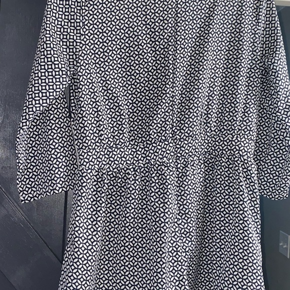 𝙱𝚘𝚘𝚑𝚘𝚘 | Deep V Romper - Picture 3 of 4